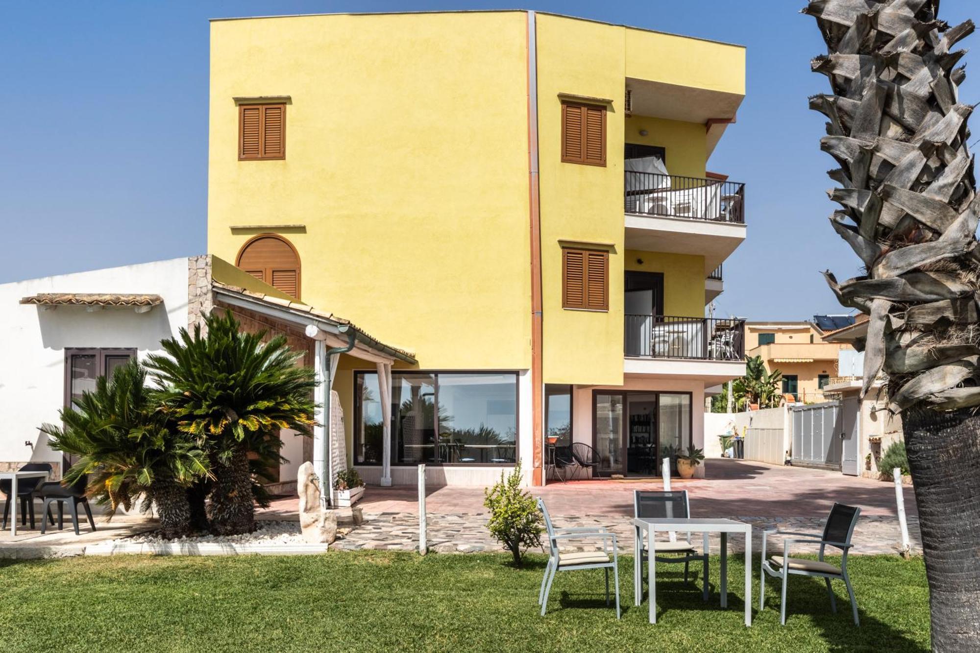 B&B La Terrazza Sul Mare Avola Exterior photo